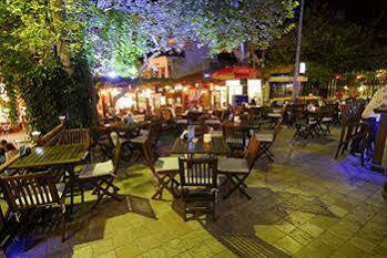 كوشاداسيه Akdeniz Apart Hotel المظهر الخارجي الصورة