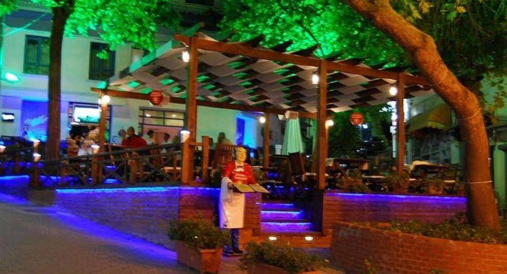 كوشاداسيه Akdeniz Apart Hotel المظهر الخارجي الصورة