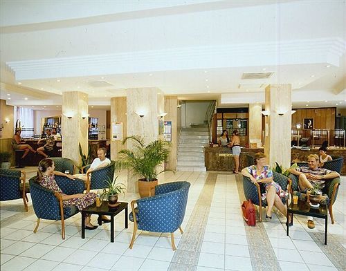 كوشاداسيه Akdeniz Apart Hotel المظهر الخارجي الصورة